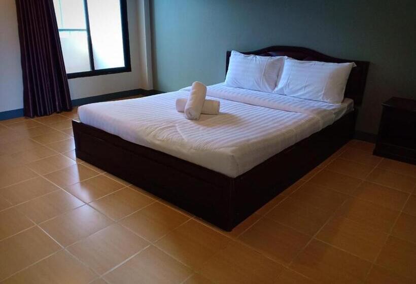 اتاق استاندارد, บ้านเลขที่ 3