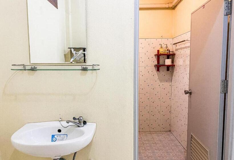 Cameră Standard cu Balcon, ศศิธารา การ์เด้นท์