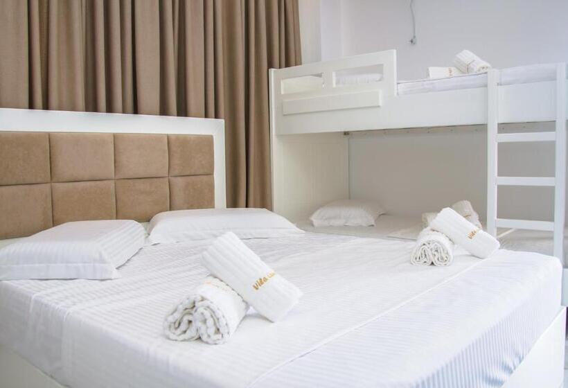 Studio Deluxe, Landi