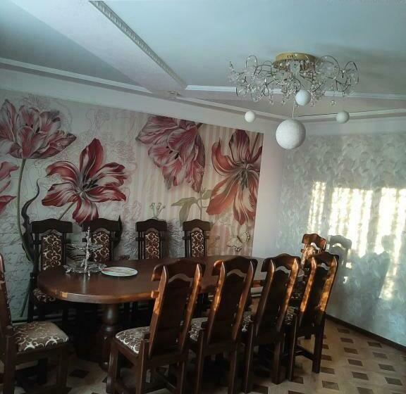 خانه 3 خوابه, у ані