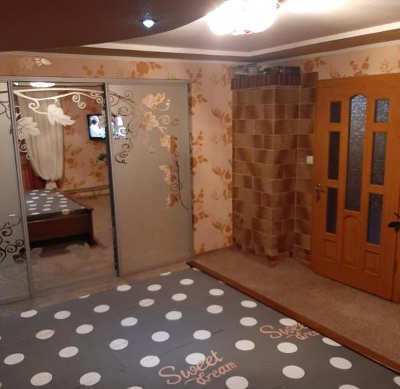 خانه 3 خوابه, у ані