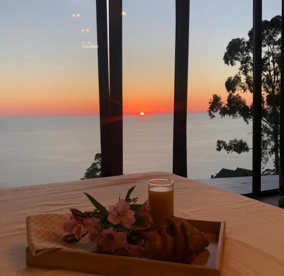 اتاق خانوادگی, Kvariati Villa