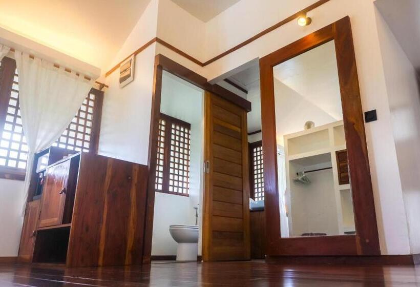 스탠다드 4인용 룸 바다전망, Les Maisons D'itac