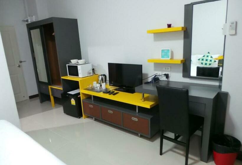 غرفة قياسية مزوَّدة بتراس, The Icon Service Apartment