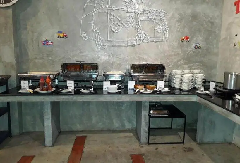 デラックススタジオ, The Icon Service Apartment