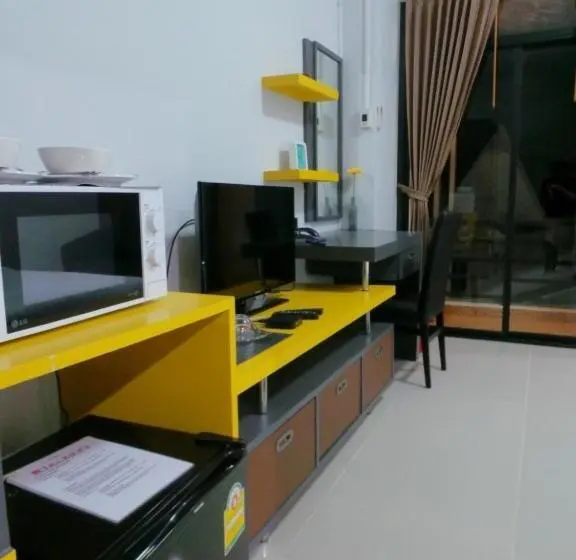 デラックススタジオ, The Icon Service Apartment