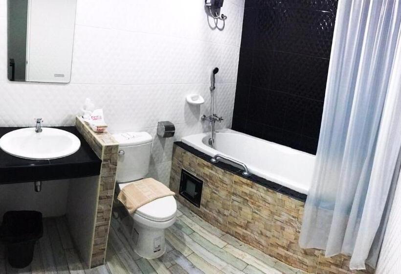 جناح, The Icon Service Apartment