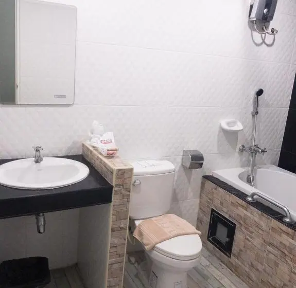 スイート, The Icon Service Apartment