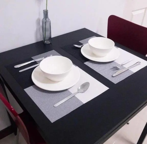スイート, The Icon Service Apartment