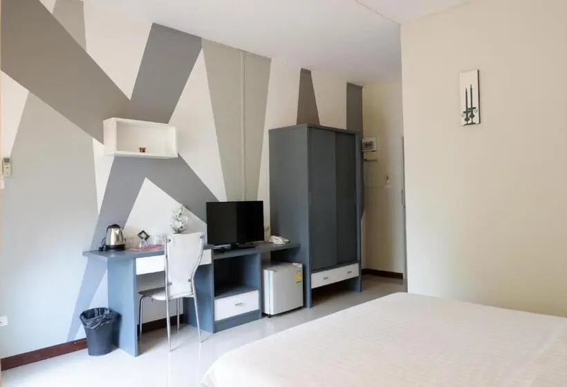 スタンダードスタジオ, The Icon Service Apartment
