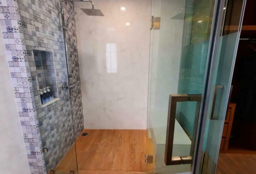 带阳台的豪华间, Ama S House Luxury Boutique