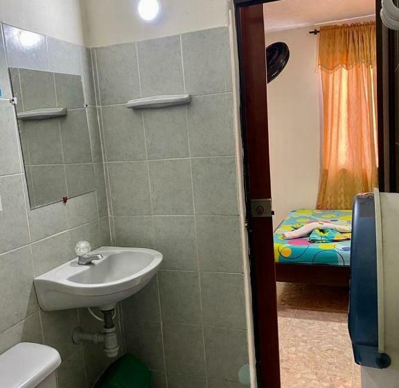 غرفة قياسية, Mansión Real