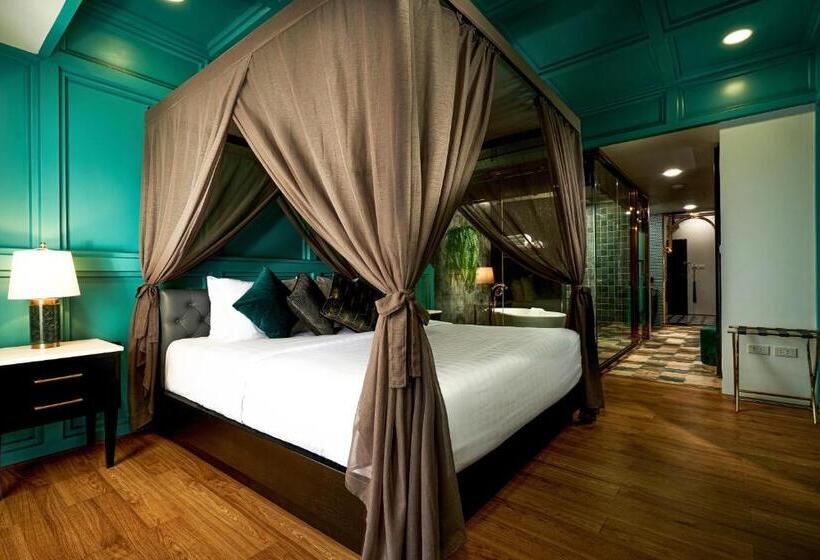 Люкс Повышенной Комфортности, The Moment Chiangmai