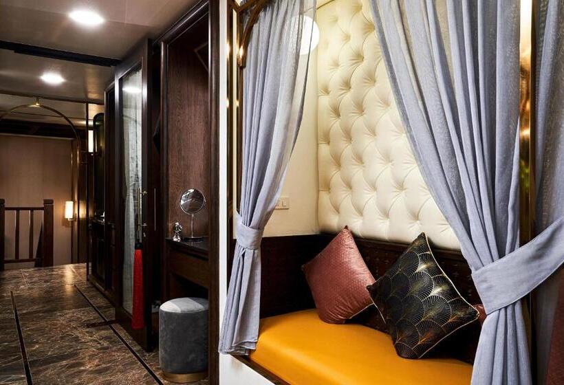 Люкс 2 Спальни, The Moment Chiangmai