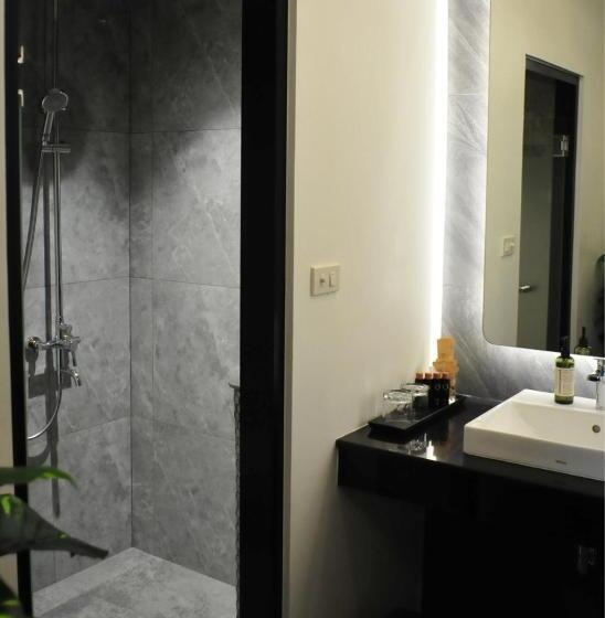 Полулюкс, The Moment Chiangmai