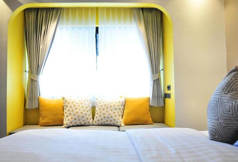 Полулюкс, The Moment Chiangmai