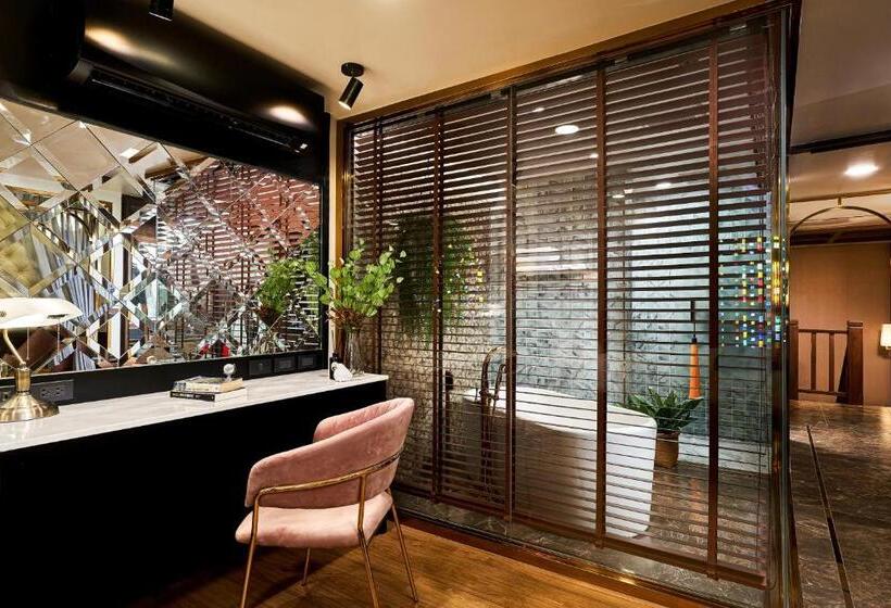 Люкс 2 Спальни, The Moment Chiangmai