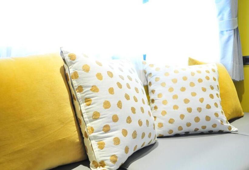 Полулюкс, The Moment Chiangmai