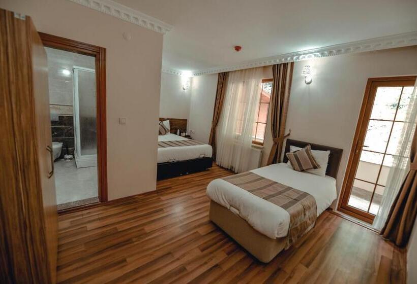 带阳台的三人标准间, Aygün Suites Hotel&bungalow Uzungöl