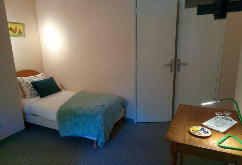 Номер Стандарт Трехместный, La Jacotière