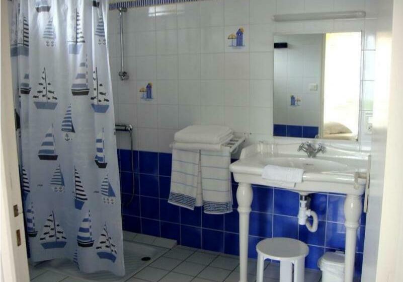 Номер Стандарт, La Jacotière