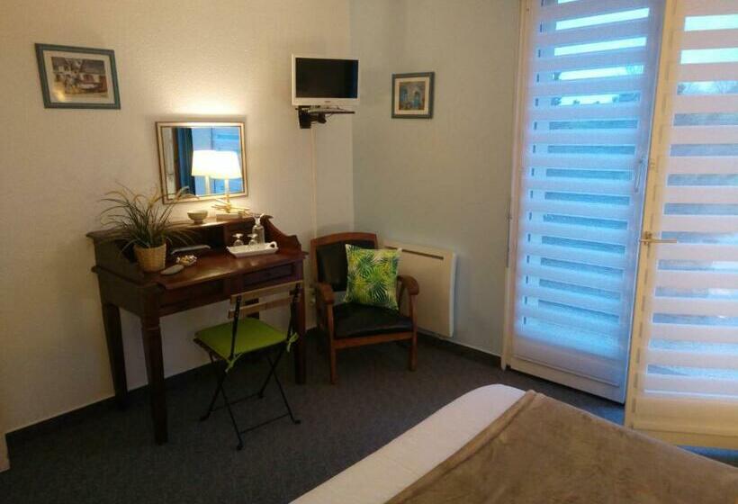 Номер Стандарт, La Jacotière