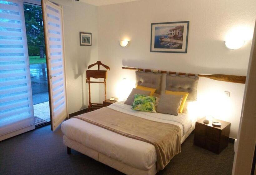 Номер Стандарт, La Jacotière