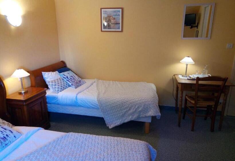 Номер Стандарт, La Jacotière