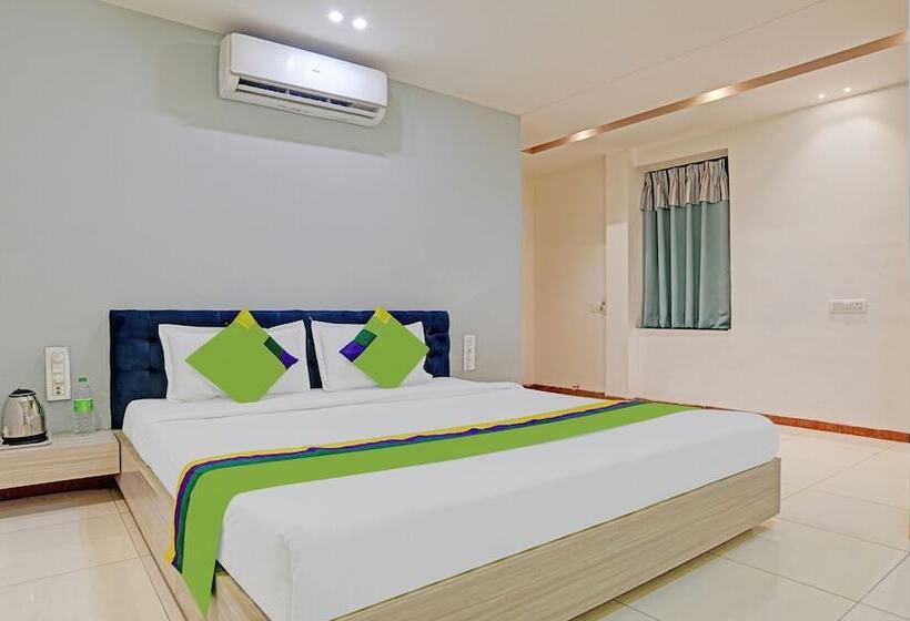 غرفة ديلوكس, Treebo Trend Omkar