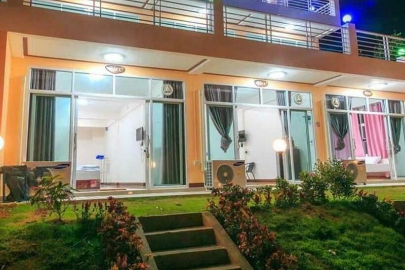 اتاق خانوادگی با چشمانداز کوه, Phuyafahsai The Resort Khao Kho