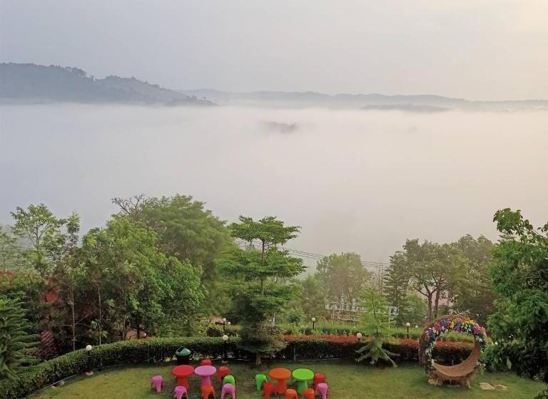 اتاق خانوادگی با چشمانداز کوه, Phuyafahsai The Resort Khao Kho