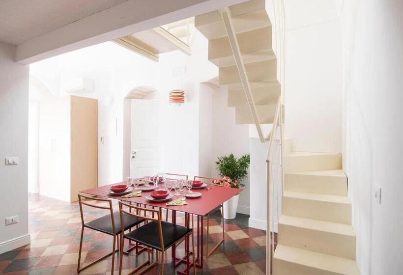 סוויטה נוף לים, Dimora Cummà Marì