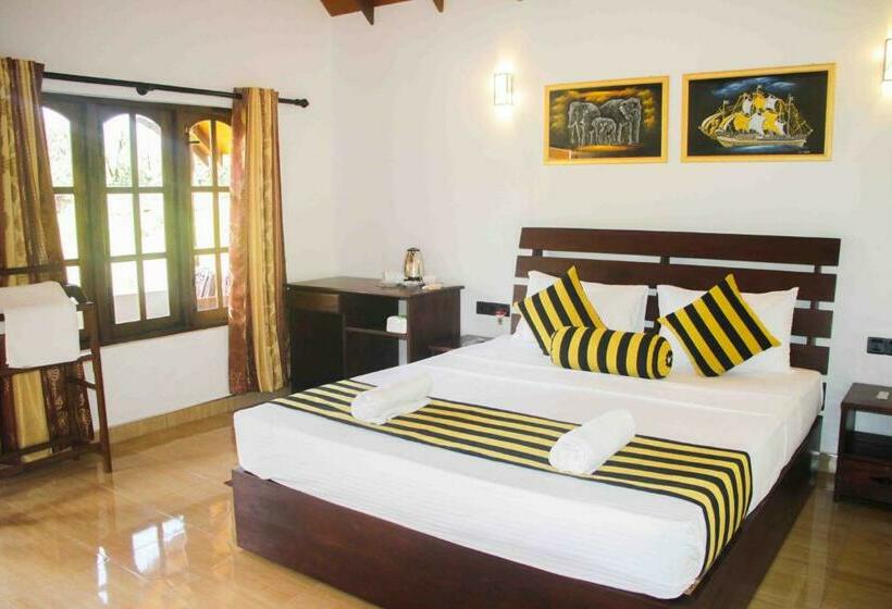 デラックストリプルルーム, Sigiriya Nature Resort