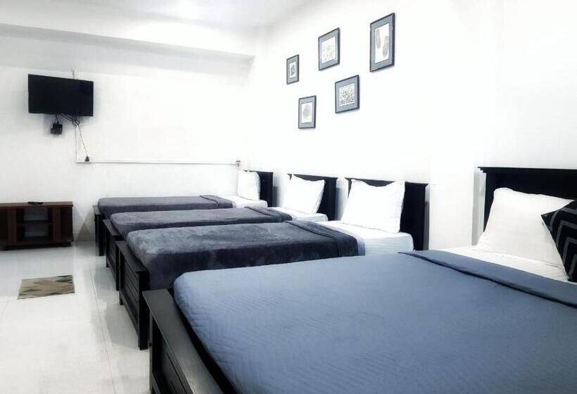 패밀리 스위트, 4 Aces Ella