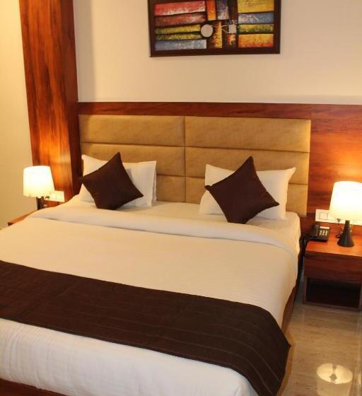 اتاق لوکس, Red Crown