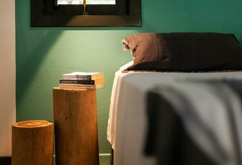 بنغل قياسي مطل على المسبح, & Restaurante Vilaveratheresa