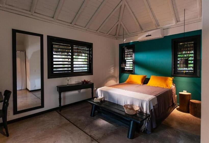 بنجلو قياسى مطلّ علي الحديقة, & Restaurante Vilaveratheresa