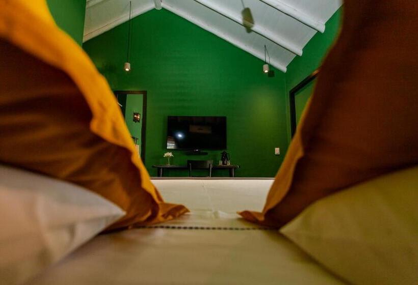 جناح سرير ملكى, & Restaurante Vilaveratheresa