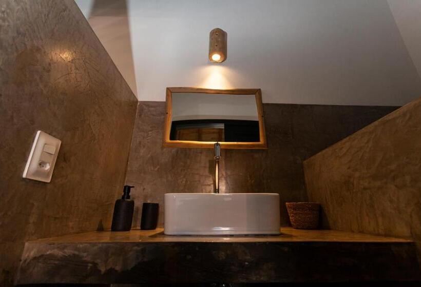 بنجلو سوبيريور, & Restaurante Vilaveratheresa