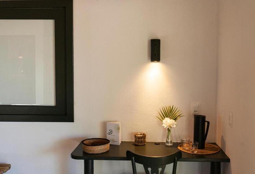 شاليه سوبيريور غرفة نوم واحدة, & Restaurante Vilaveratheresa