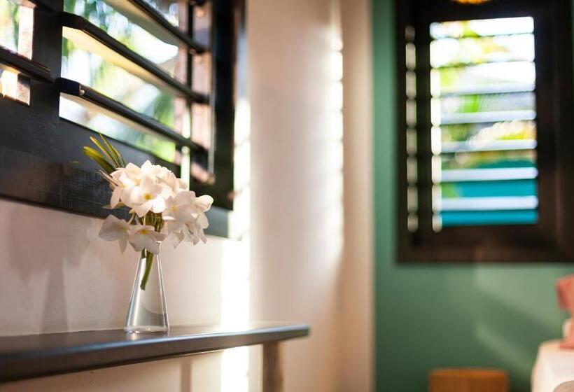 بنجلو سوبيريور, & Restaurante Vilaveratheresa