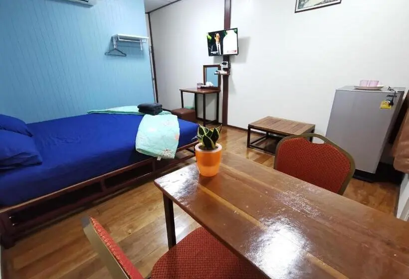 Standard-huone, Chanida Home
