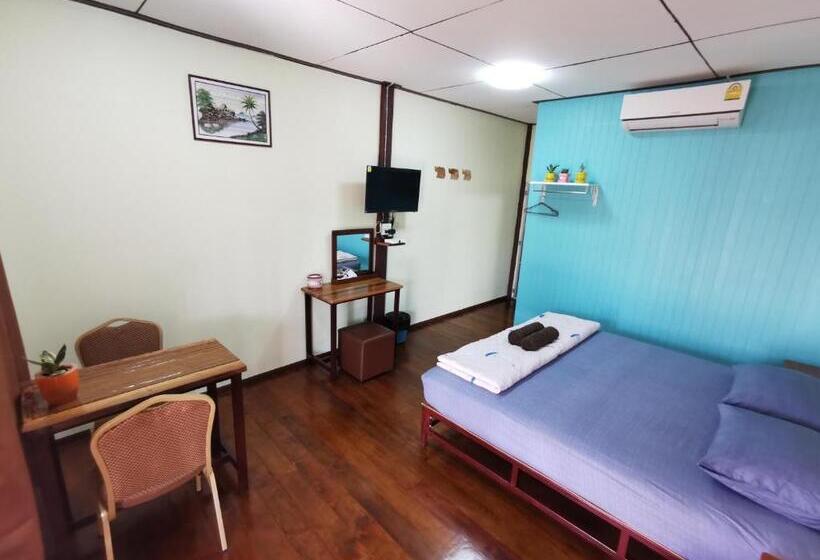 חדר סטנדרט, Chanida Home