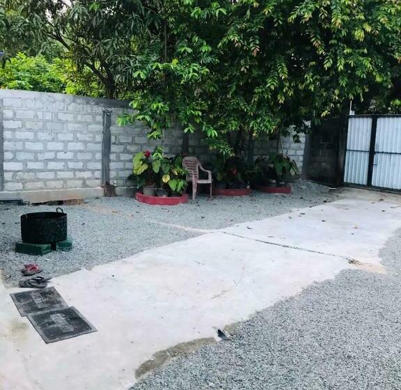 غرفة قياسية مطلّة علي الحديقة, Mirissa Niraj Guest