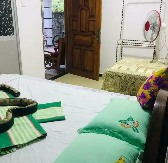 Habitació Estàndard Vista Jardí, Mirissa Niraj Guest