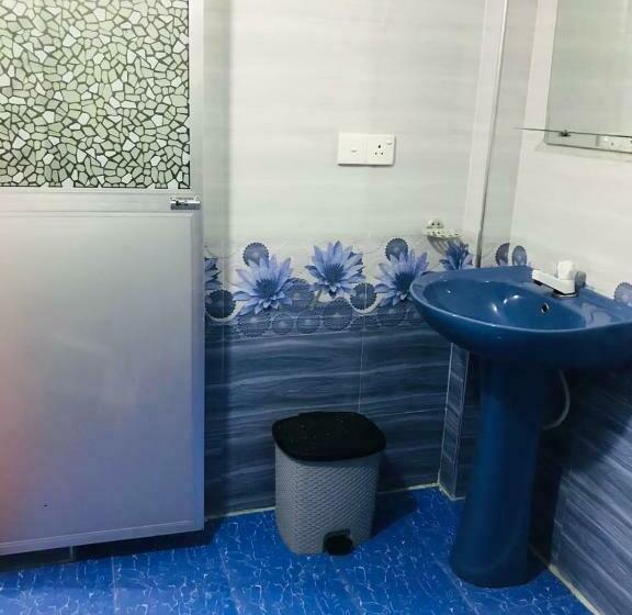 غرفة قياسية, Mirissa Niraj Guest