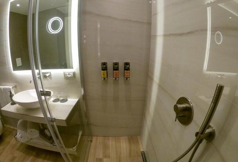 اتاق استاندارد با تخت بزرگ, Municipio Luxury Suite