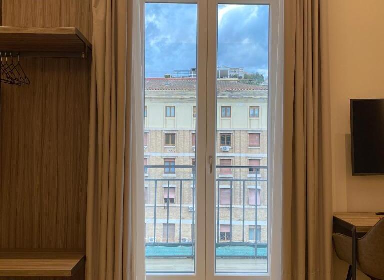 اتاق استاندارد با تخت بزرگ, Municipio Luxury Suite