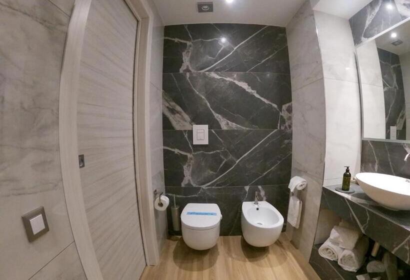 اتاق استاندارد با بالکن, Municipio Luxury Suite