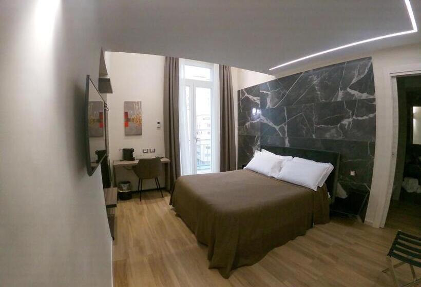 اتاق استاندارد با بالکن, Municipio Luxury Suite